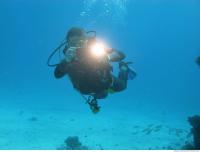 diver with camera 2